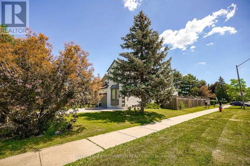 1279 Hedgestone Crescent S, Oakville, ON 