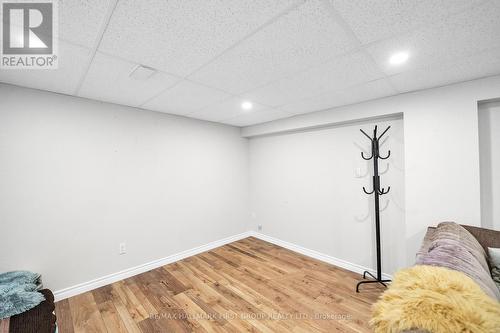 487 CUNNINGHAM AVENUE , Oshawa, Ontario L1J 3C1 4
