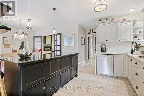 228 Sherman Avenue S, Hamilton, ON 