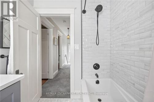 228 Sherman Avenue S, Hamilton, ON 