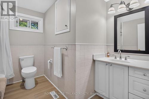 Main Bathroom - 115 Springer Street, Middlesex Centre (Komoka), ON 