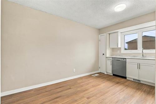 110 Westgrove Way, Winnipeg, MB 