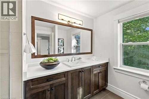 40 Lyon Avenue, Guelph, ON 