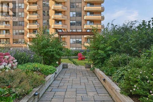 2006 - 530 Laurier Avenue W, Ottawa, ON 