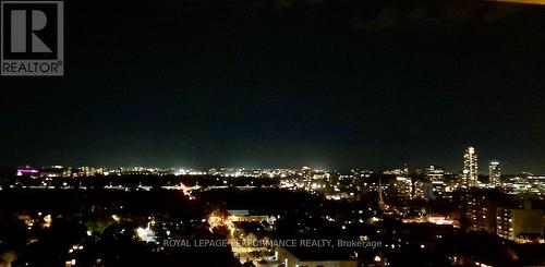 2006 - 530 Laurier Avenue W, Ottawa, ON 
