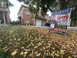 126 RAINFOREST DRIVE N Brampton, ON L6R 1A5