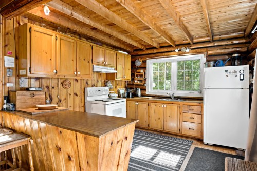 Kitchen - 84 Ch. Des Castors, Morin-Heights, QC 