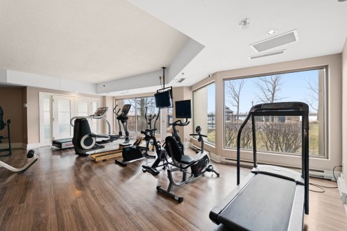 Other - 608-8200 Boul. St-Laurent, Brossard, QC 