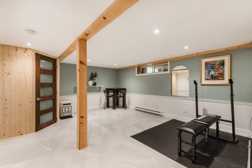 Family Room - 112 Rue Des Tilleuls, Saint-Pie, QC 