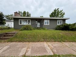 88 Watson AVE Moncton, NB E1C 8C3