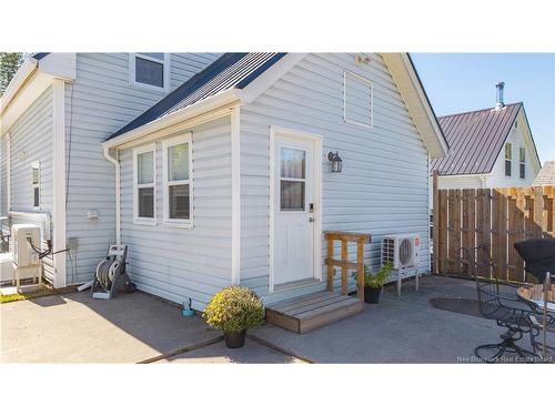 6 Armstrong St, Saint Stephen, NB 
