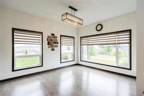 34 Jordanas Run, East St Paul, MB 