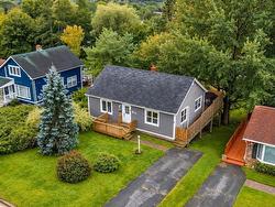 44 Hillside Avenue  Sackville, NS B4C 1W7