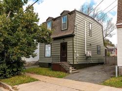 4 John Street  Dartmouth, NS B3A 1L4