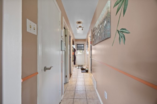 Corridor - 78 Rue Billette, Salaberry-De-Valleyfield, QC 