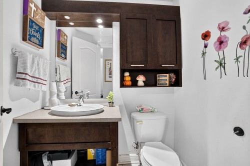 Salle d'eau - 501-1720 Rue Mcnamara, Laval (Chomedey), QC 