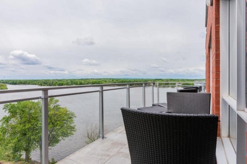 Balcon - 608-14399 Boul. Gouin O., Montréal (Pierrefonds-Roxboro), QC 
