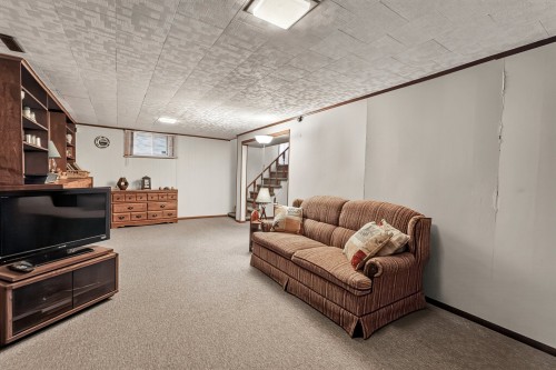 Salle familiale - 559 Rue Gaspé, Longueuil (Greenfield Park), QC 