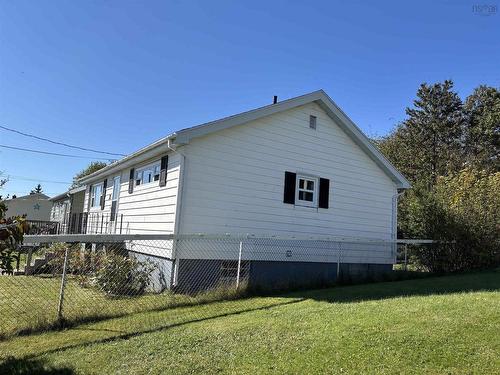 38 Young Avenue, North Sydney, NS 