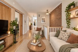 3660 Rue Clark Montréal (Le Plateau-Mont-Royal), QC H2X 2S2