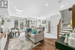 5 - 19 HAYS BOULEVARD Oakville, ON L6H 0H8