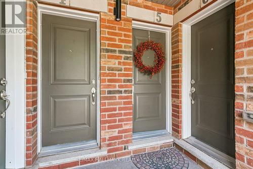 5 - 19 Hays Boulevard, Oakville, ON 