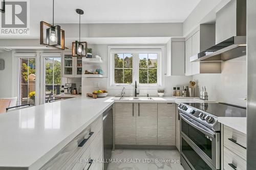 5 - 19 Hays Boulevard, Oakville, ON 