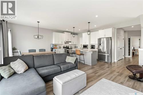 358 Stilling Manor, Saskatoon, SK 