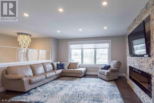 43 Frankford Road, Belleville (Thurlow Ward), ON 