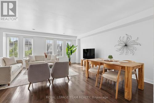 19 Great Oak Private, Ottawa, ON 