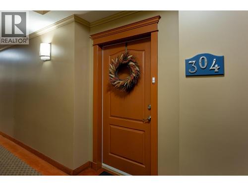 303 Whitman Road Unit# 304, Kelowna, BC 