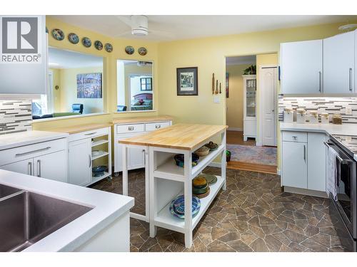 303 Whitman Road Unit# 304, Kelowna, BC 