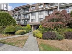 303 236 W 2ND STREET North Vancouver, BC V7M 1C6