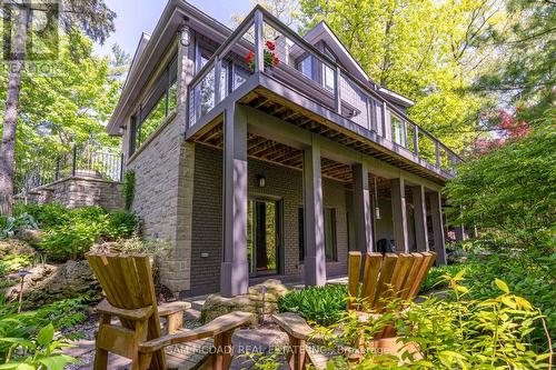 1273 Queen Victoria Avenue, Mississauga, ON 