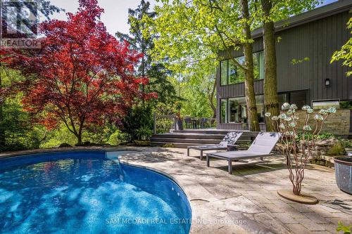 1273 Queen Victoria Avenue, Mississauga, ON 