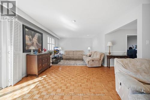 255 John Street, Toronto, ON 