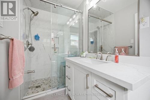 255 John Street, Toronto, ON 