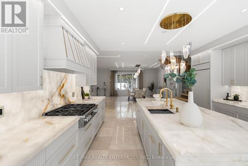 3168 Lakeshore Road W, Oakville, ON 