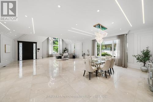 3168 Lakeshore Road W, Oakville, ON 