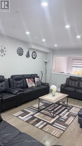 7050 Black Walnut Trail, Mississauga, ON 