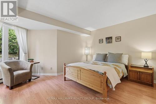 Huge Primary Bedroom - 75A - 263 Botanica Private, Ottawa, ON 