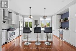 412 BERKLEY AVENUE Ottawa, ON K2A 4H4
