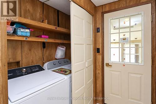 Laundry area (and side entrance from sunroom) - 16 Sinclair Avenue S, Wasaga Beach, ON 