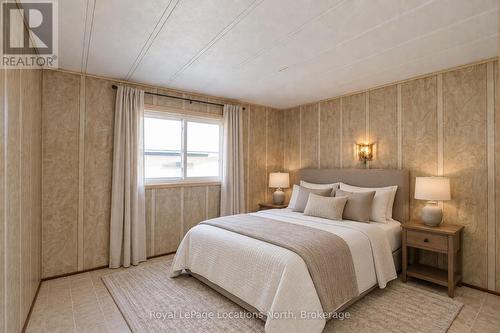Virtually staged Primary Bedroom - 16 Sinclair Avenue S, Wasaga Beach, ON 