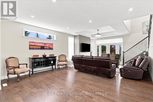 9 Wims Way, Belleville (Thurlow Ward), ON 