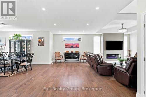 9 Wims Way, Belleville (Thurlow Ward), ON 