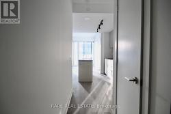 1901 - 7 GRENVILLE STREET Toronto, ON M4Y 0E9