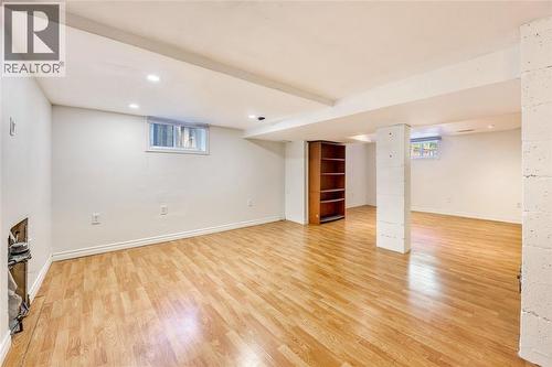 952 Woodland Avenue, Sarnia, ON 