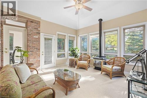 4 Summit Drive, Waterdown, ON 