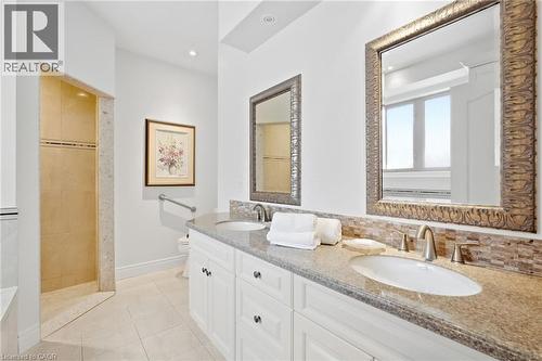 4 Summit Drive, Waterdown, ON 